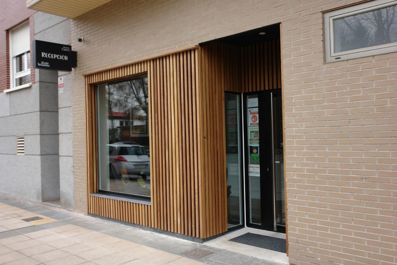 Hostal Campus Burgo Екстериор снимка